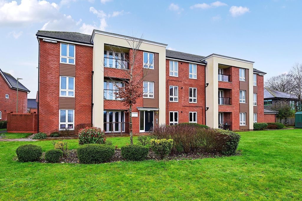 Property photo 1 of 12 The Coach Road