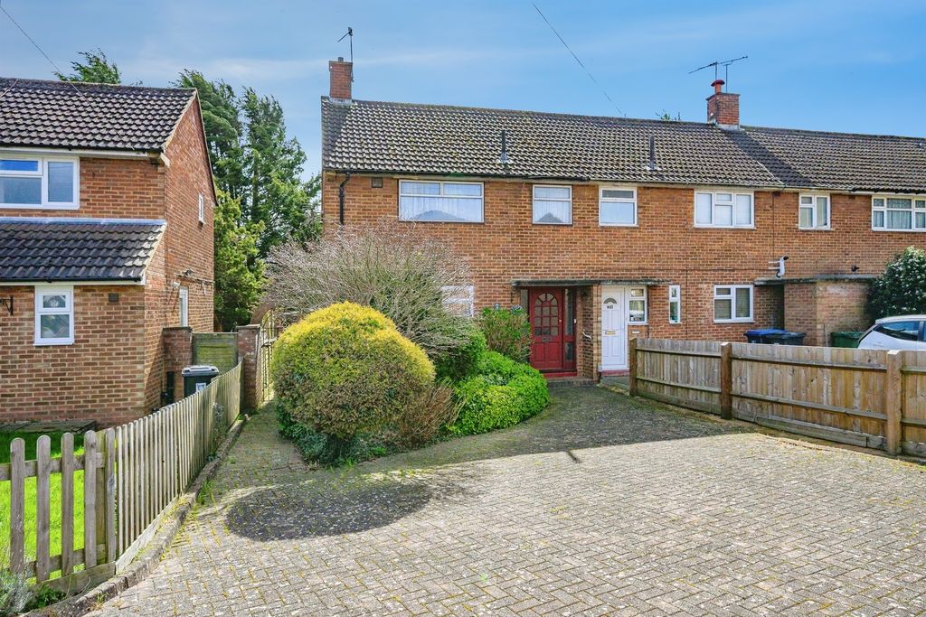 Property photo 1 of 17