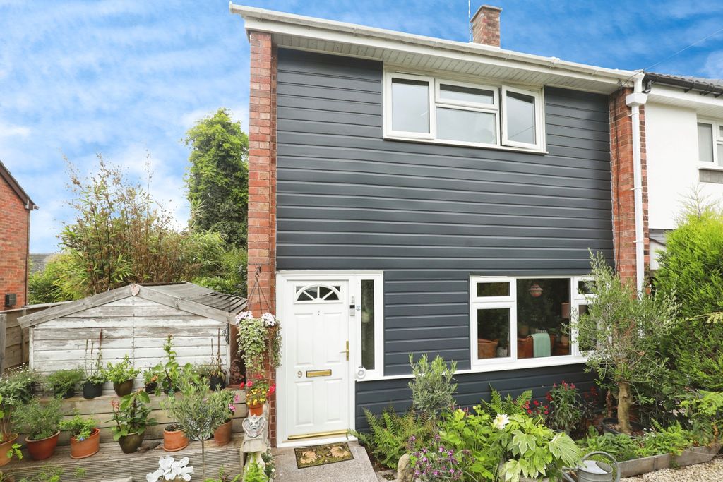 Property photo 1 of 16 Front