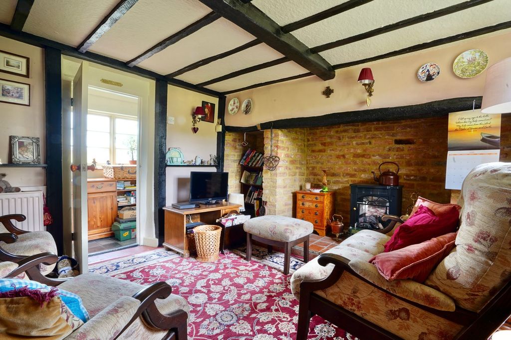 Property photo 2 of 13