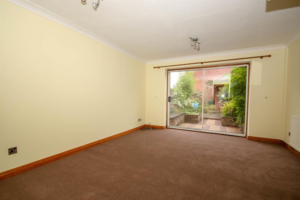 Property photo 3 of 7 Img_1109.Jpg