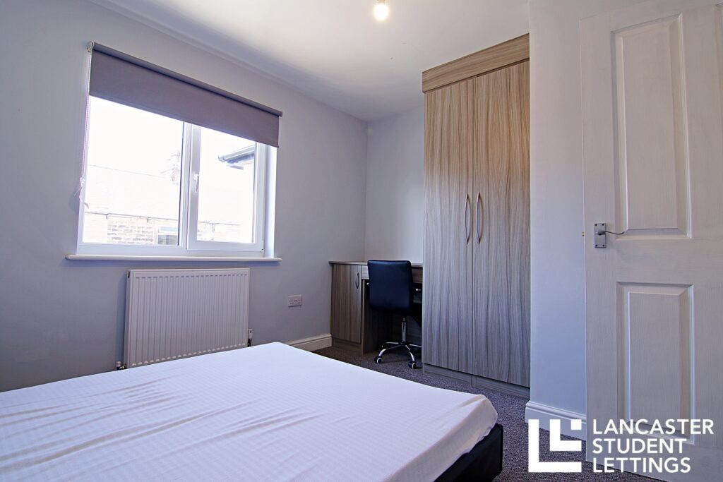 Property photo 1 of 11 Property Photo