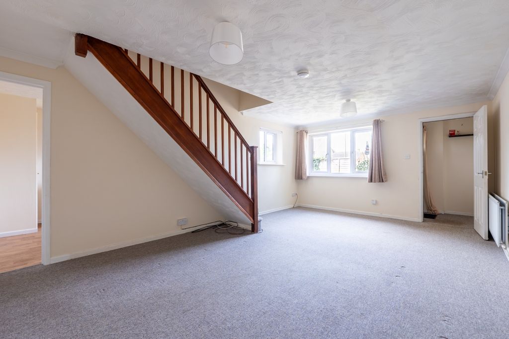 Property photo 3 of 15 Dsc04132-Hdr-2