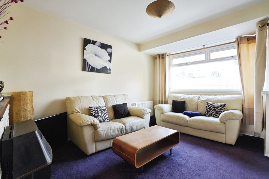 Property photo 3 of 14 Pbox-Img.Jpg