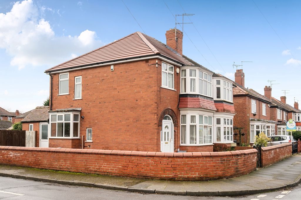 Property photo 2 of 19 Alderson Drive - Corner Plot