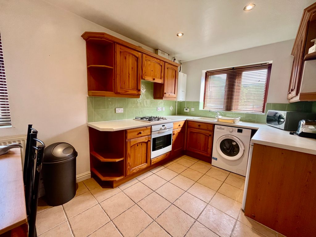 Property photo 3 of 8 Image