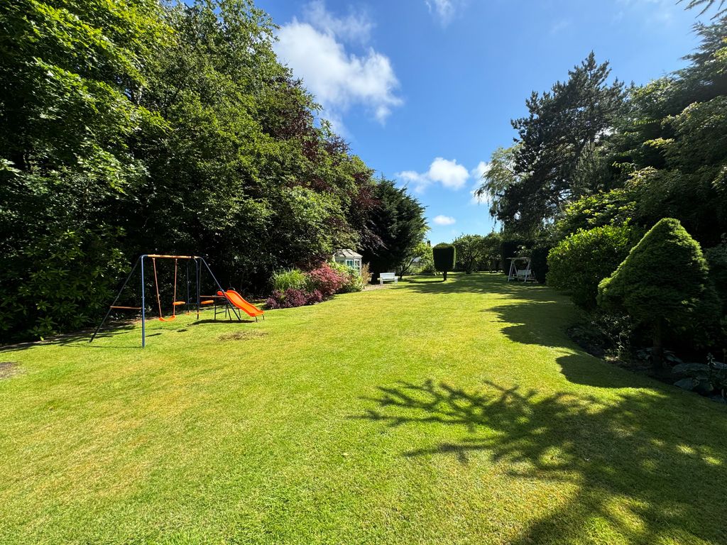 Property photo 3 of 3 Garden