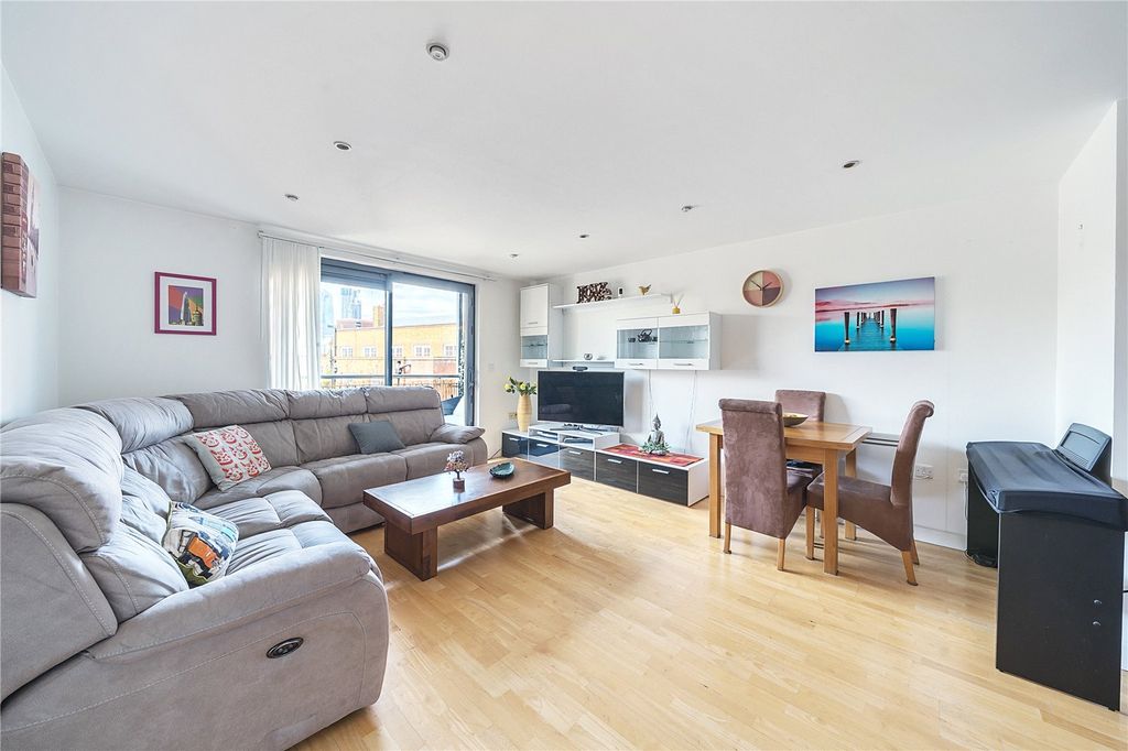 Property photo 1 of 16 Reception Room