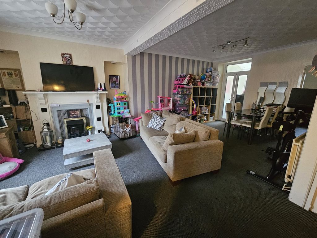 Property photo 3 of 10 Not Specified