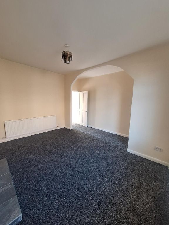 Property photo 2 of 6 Gallery