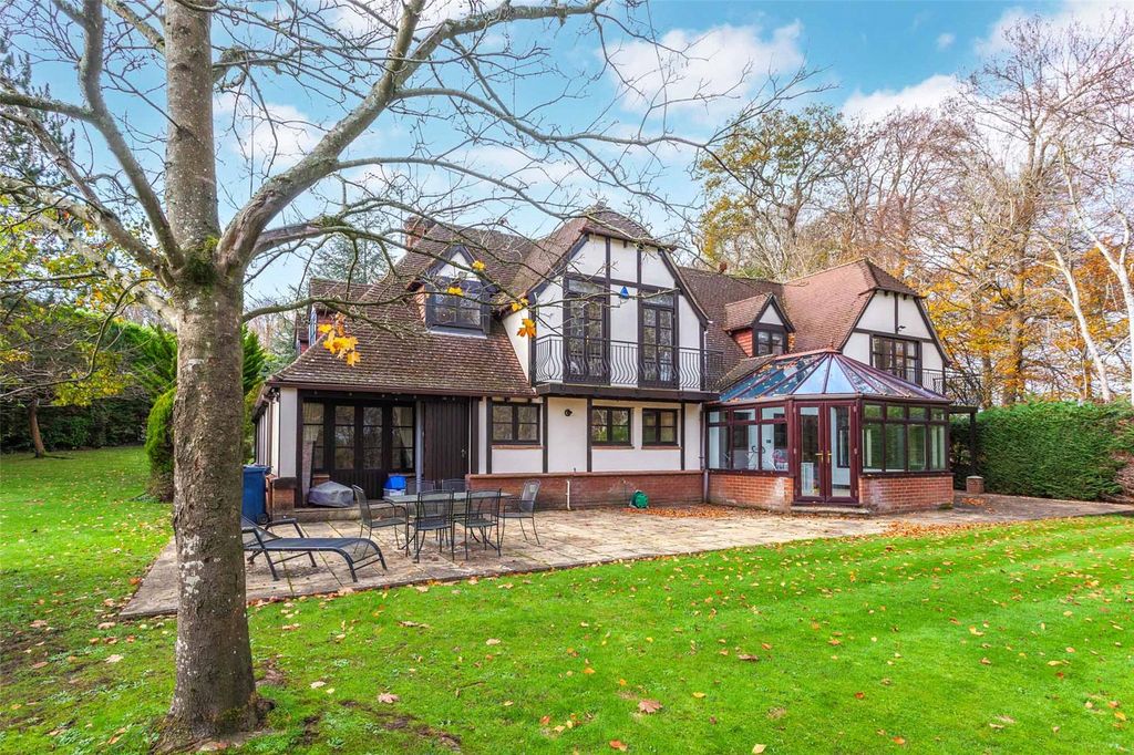 Property photo 2 of 35 Picture No. 02