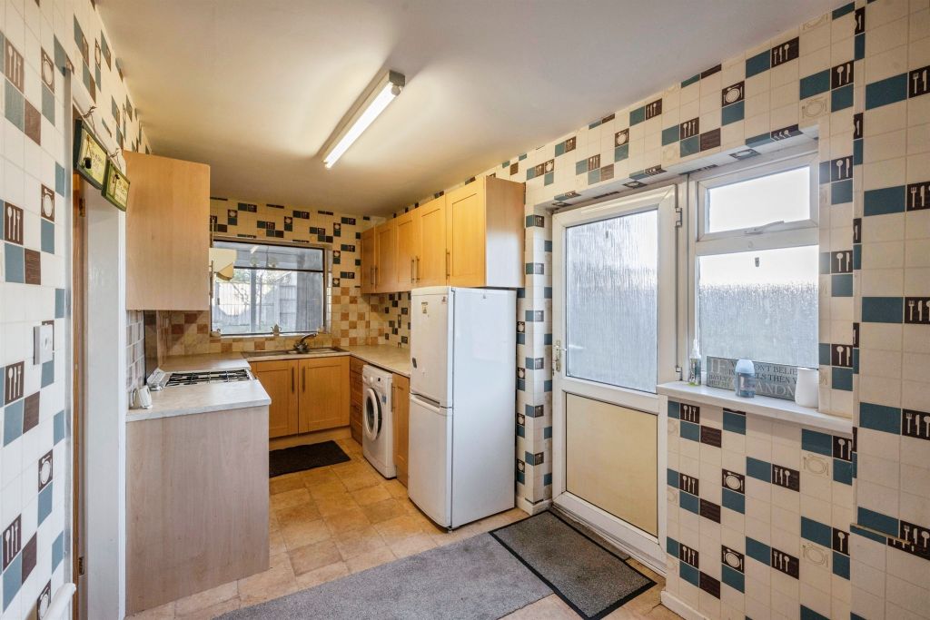 Property photo 2 of 16