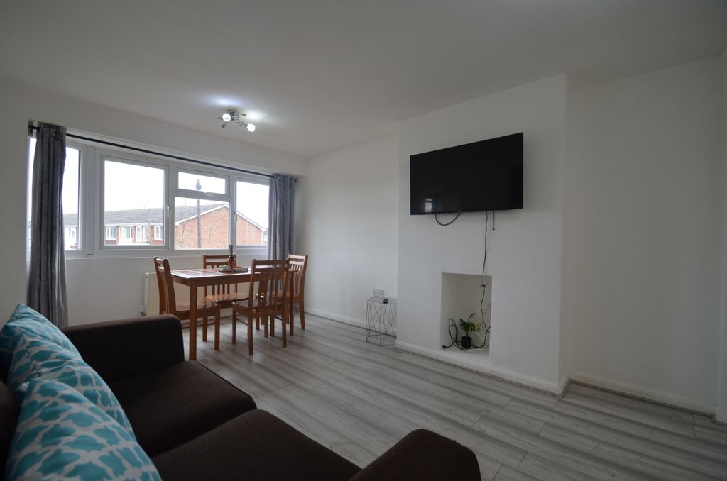 Property photo 2 of 6 Dsc_0158