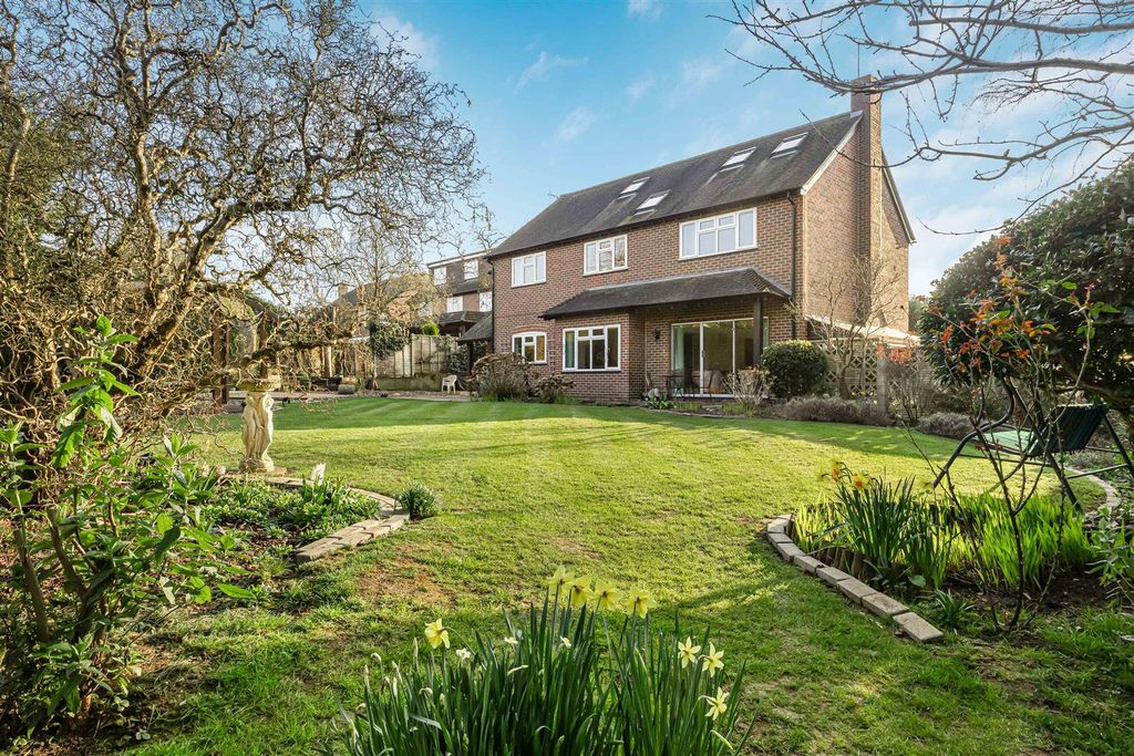 Property photo 1 of 27