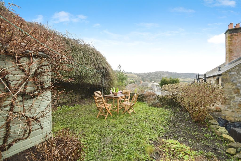 Property photo 2 of 29