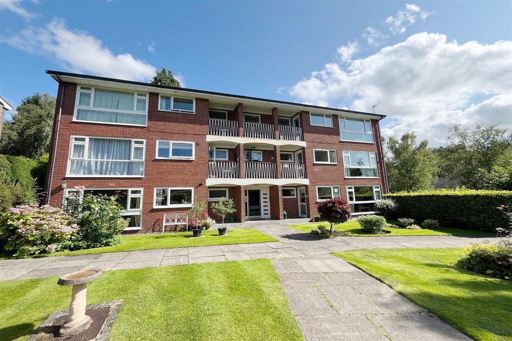 Property photo 1 of 13 (Main)