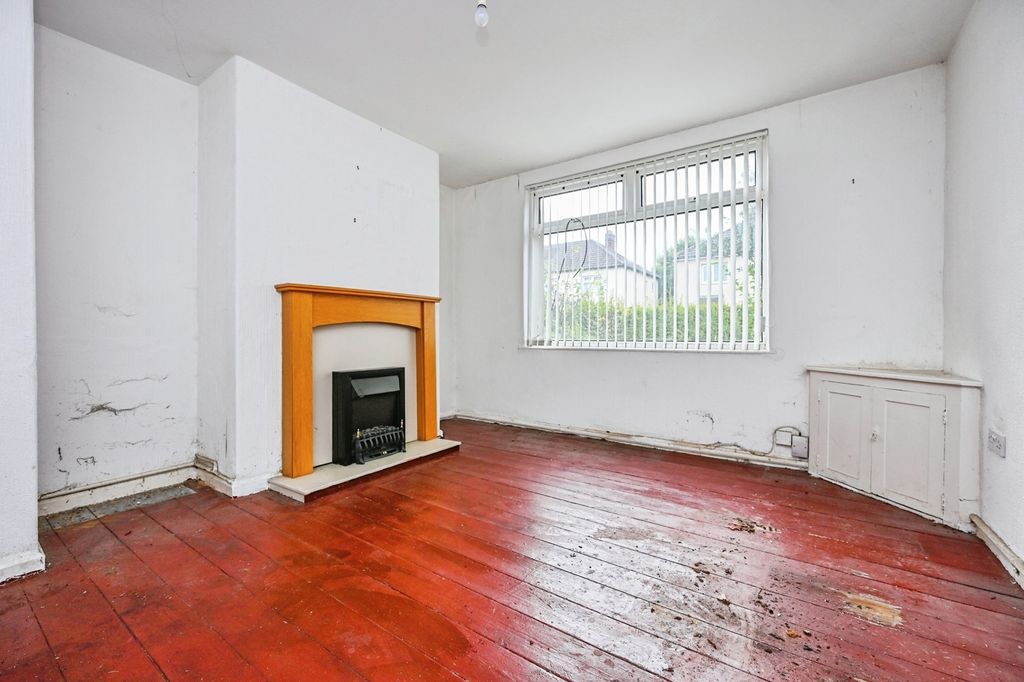 Property photo 3 of 13 Photo