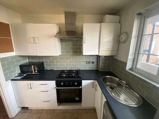 Property photo 2 of 5