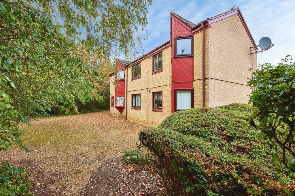Property photo 1 of 8