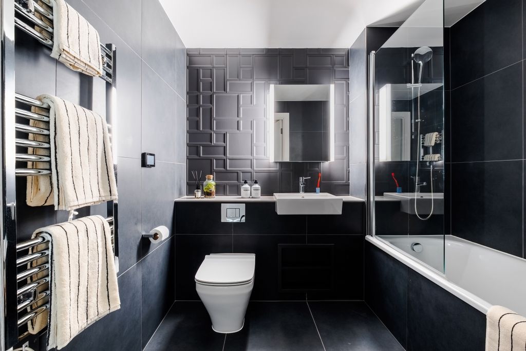 Property photo 3 of 14 Unit-075-C2-009