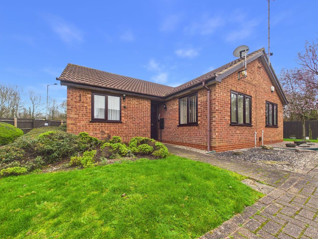 Property photo 2 of 12