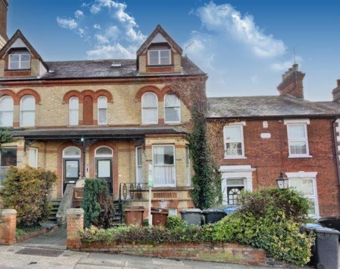 Property photo 1 of 1