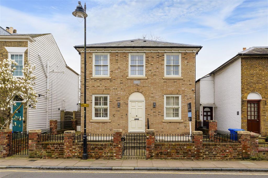 Property photo 1 of 22 Main Picture