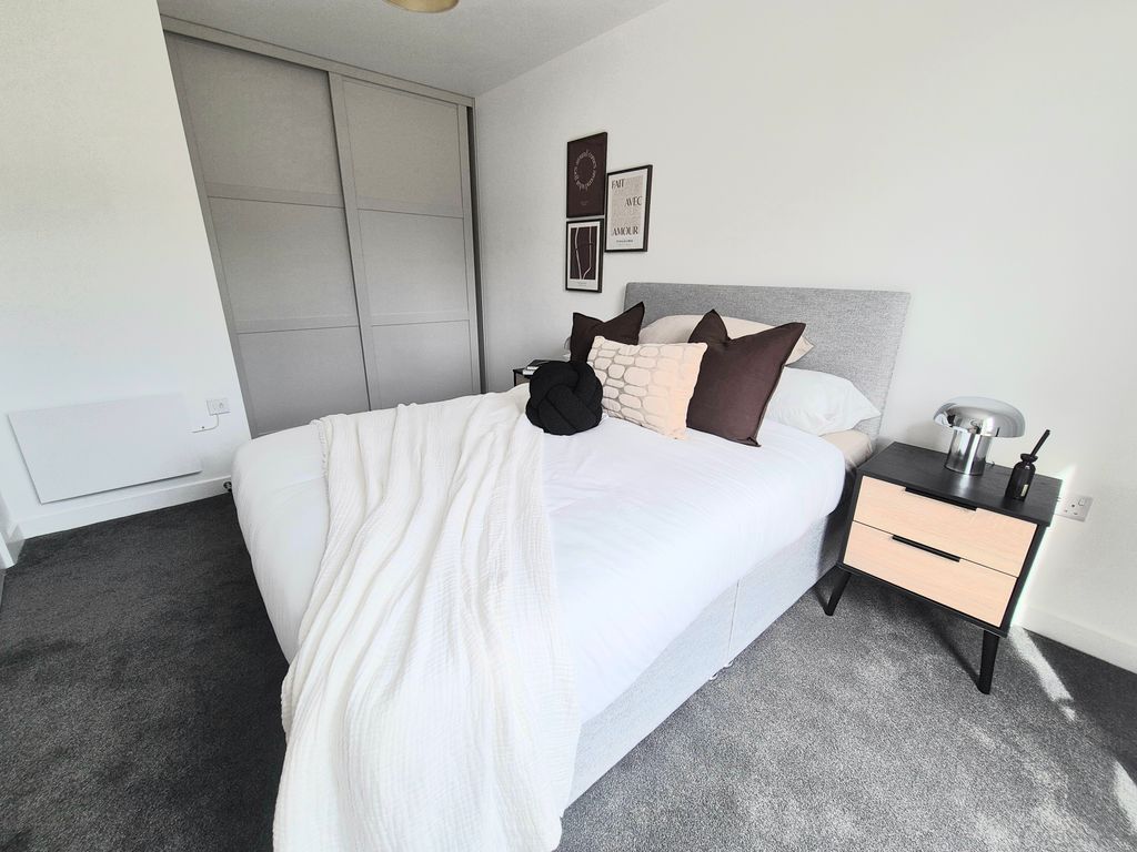 Property photo 1 of 11 Image