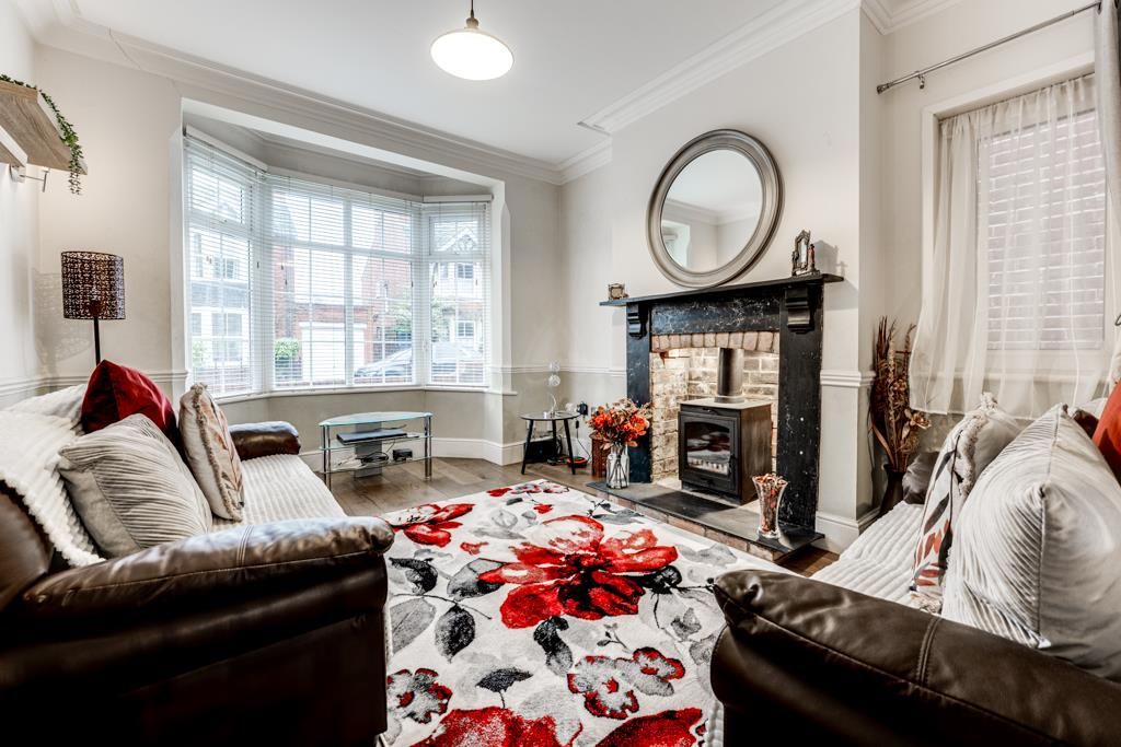 Property photo 2 of 39 82 Kingsley Avenue, Kettering-8.Jpg