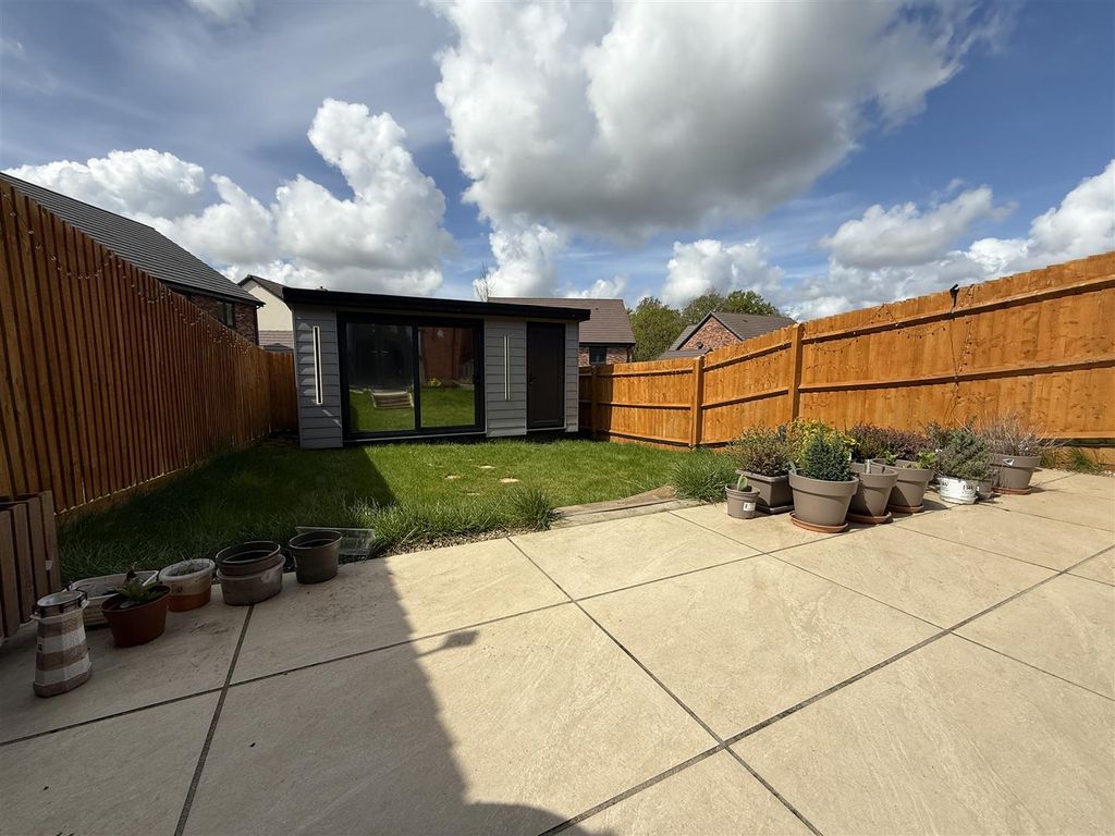 Property photo 2 of 12 Img_2418.Jpg