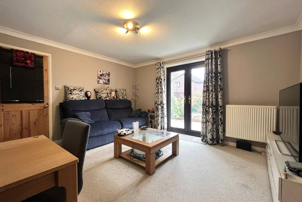 Property photo 3 of 11 Picture No. 22