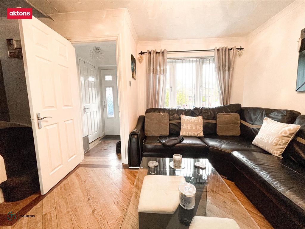 Property photo 2 of 15 Img_9533.Jpg