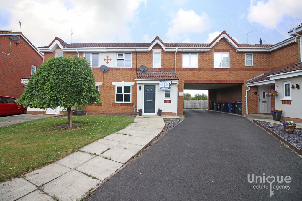 Property photo 1 of 21