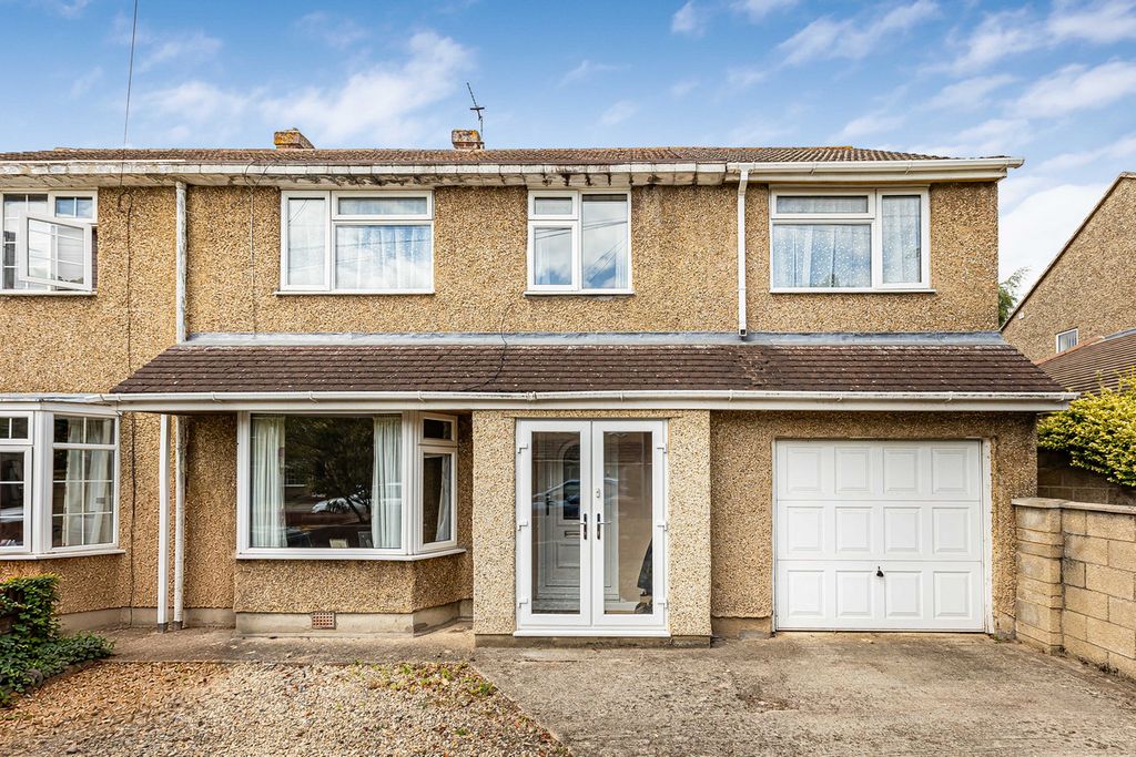 Property photo 1 of 37