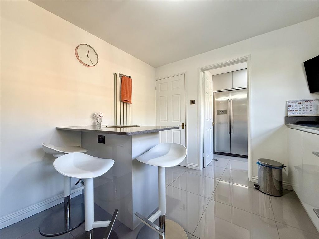 Additional image 9 of 4 bed detached house for saleOakley Drive, Loughborough LE11