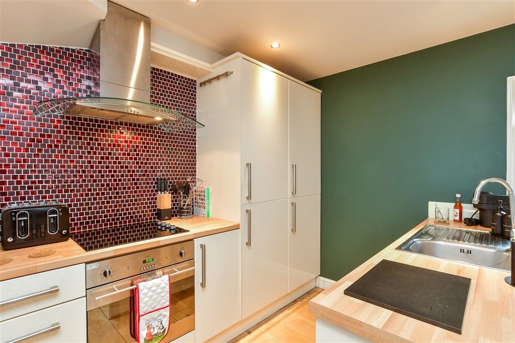 Property photo 3 of 10 Lounge/ Dining Room/ Kitchen