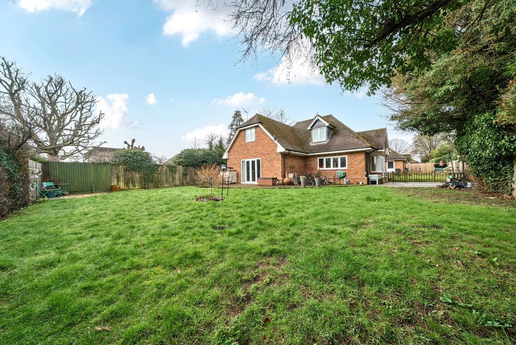 Property photo 3 of 19 Picture No. 31