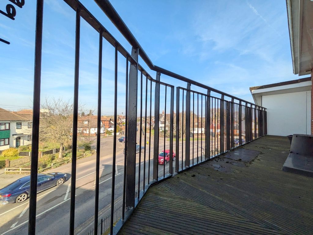 Property photo 2 of 16 3968624