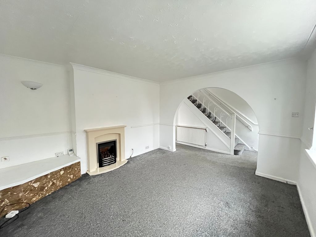 Property photo 3 of 21