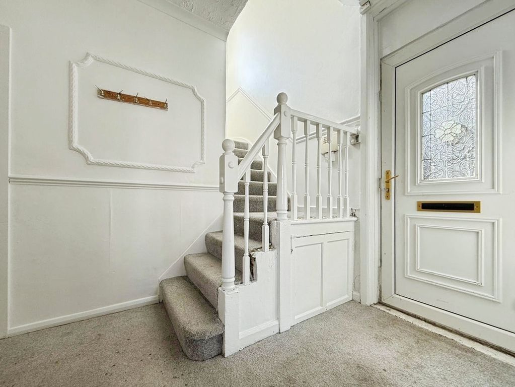 Property photo 2 of 12 Photo 6