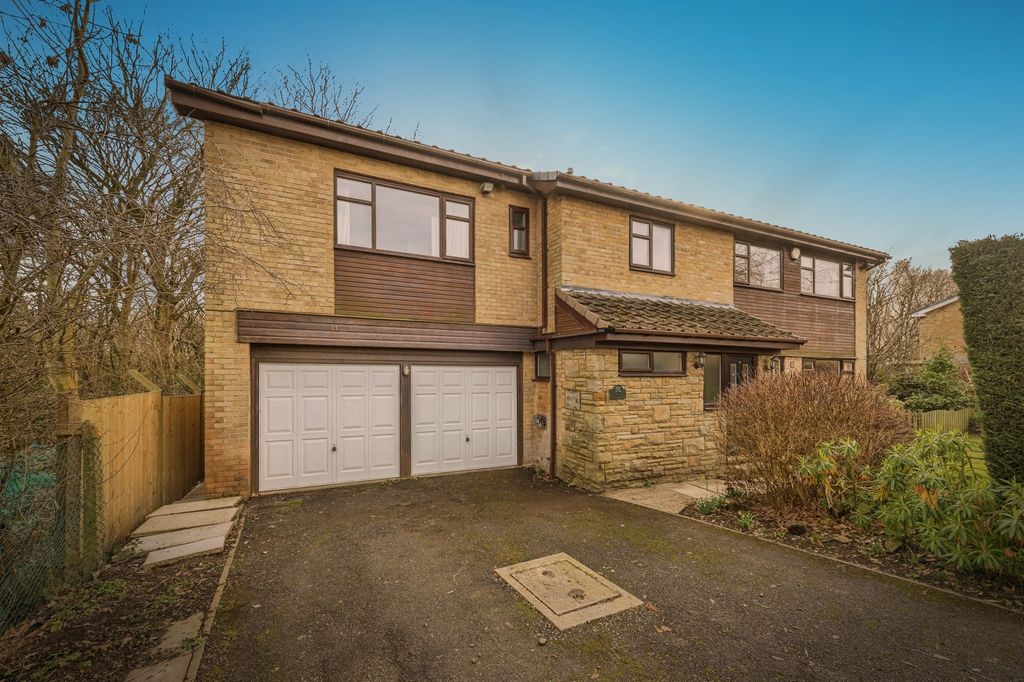 Property photo 1 of 23