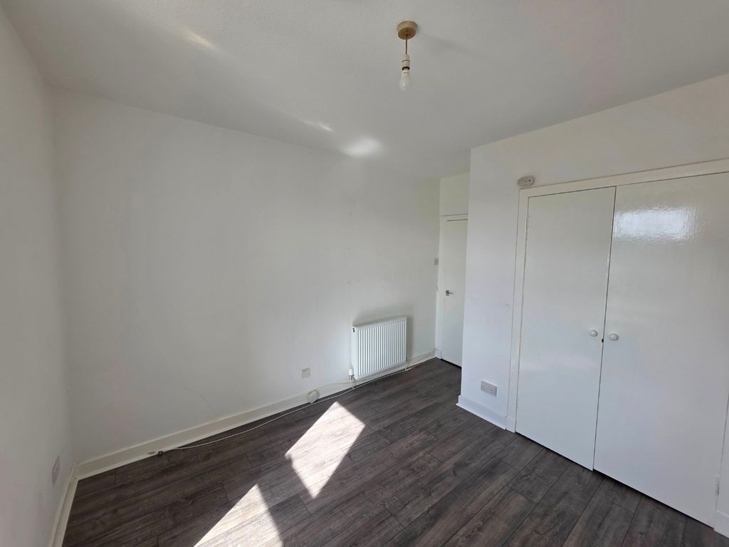 Property photo 3 of 6 Photo 3