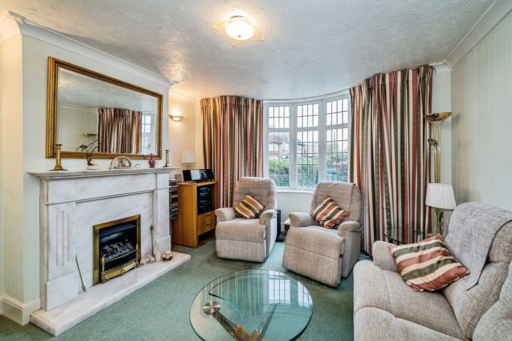 Property photo 3 of 16