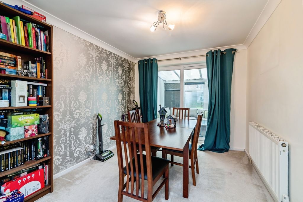 Property photo 3 of 20 Pbox-Img.Jpg