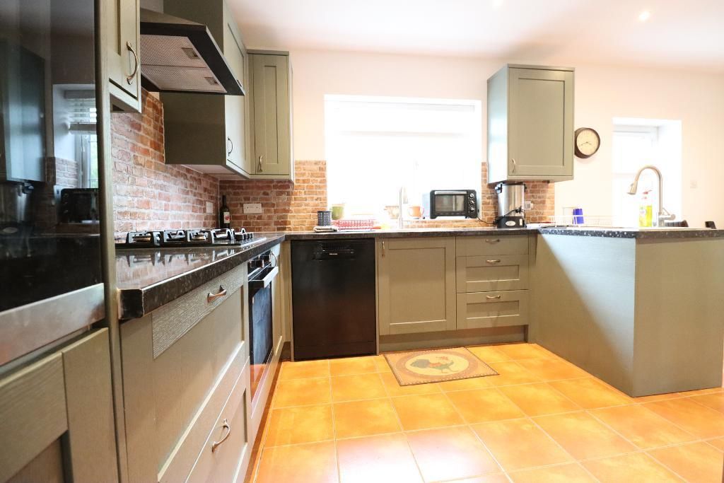 Property photo 2 of 18 Photo 2