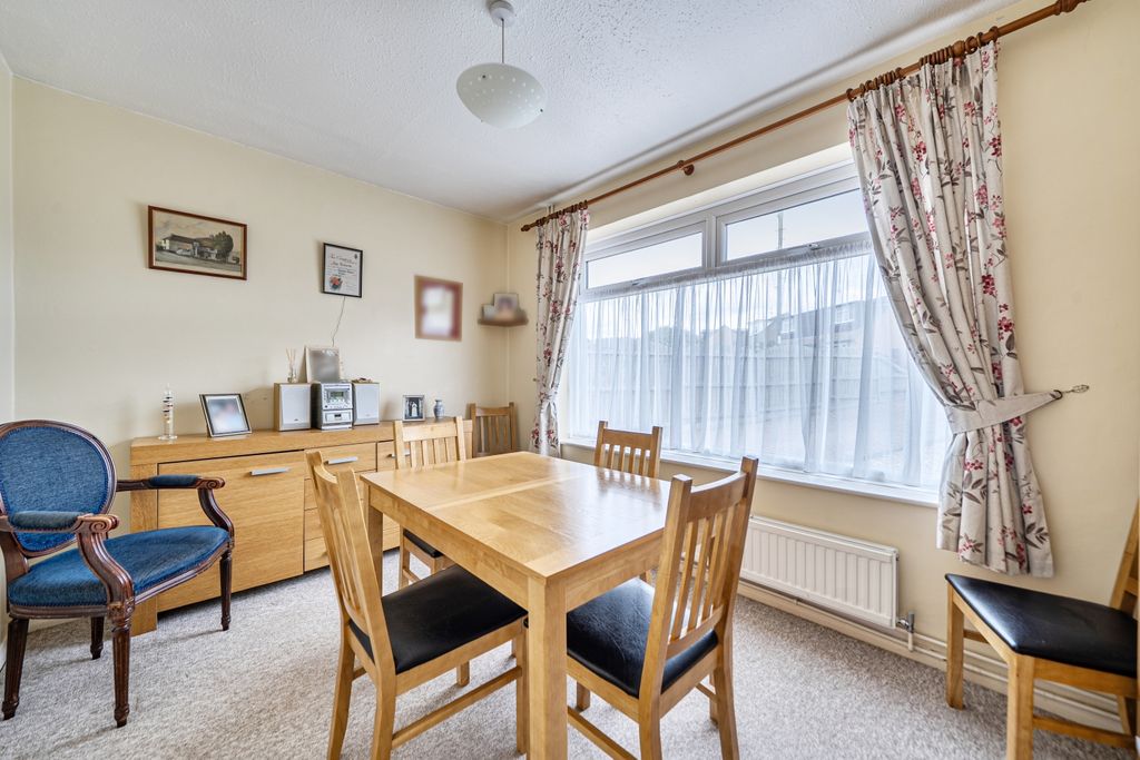 Property photo 3 of 19 1454214 (18)