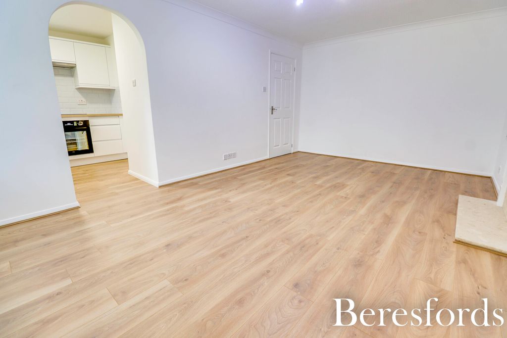 Property photo 3 of 14 Picture No. 06