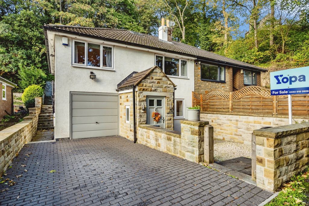 Property photo 1 of 39 118Brbrig-091026-37