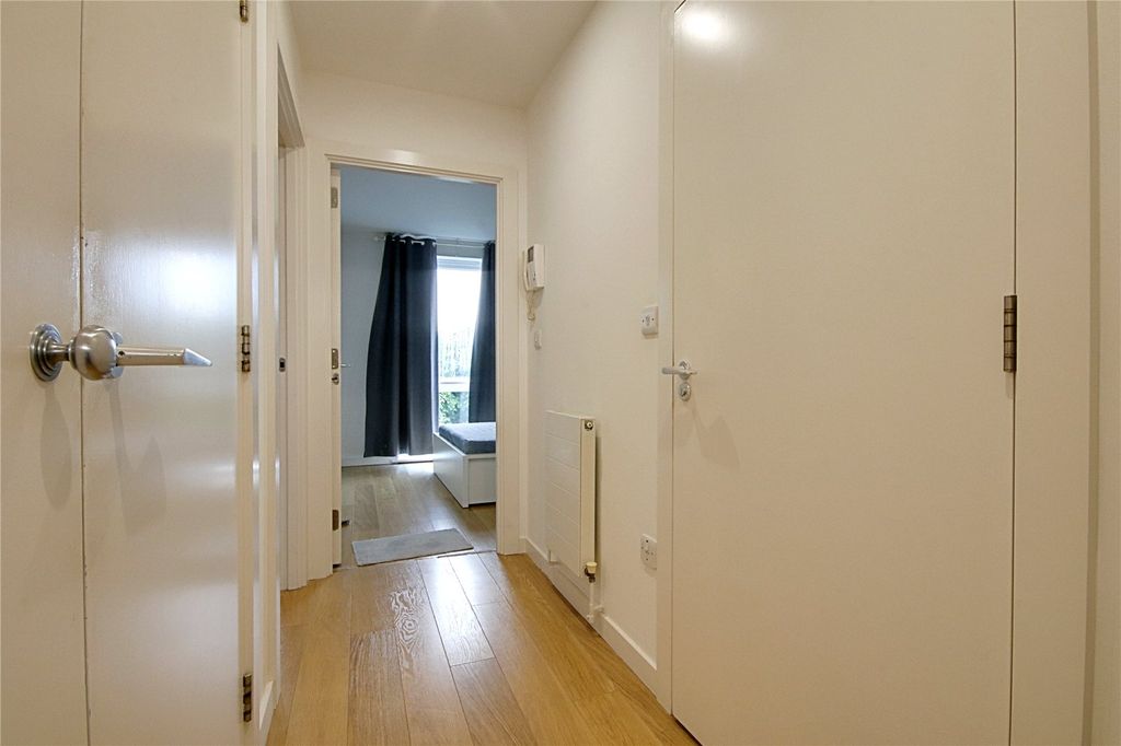 Property photo 3 of 15 Picture No. 17