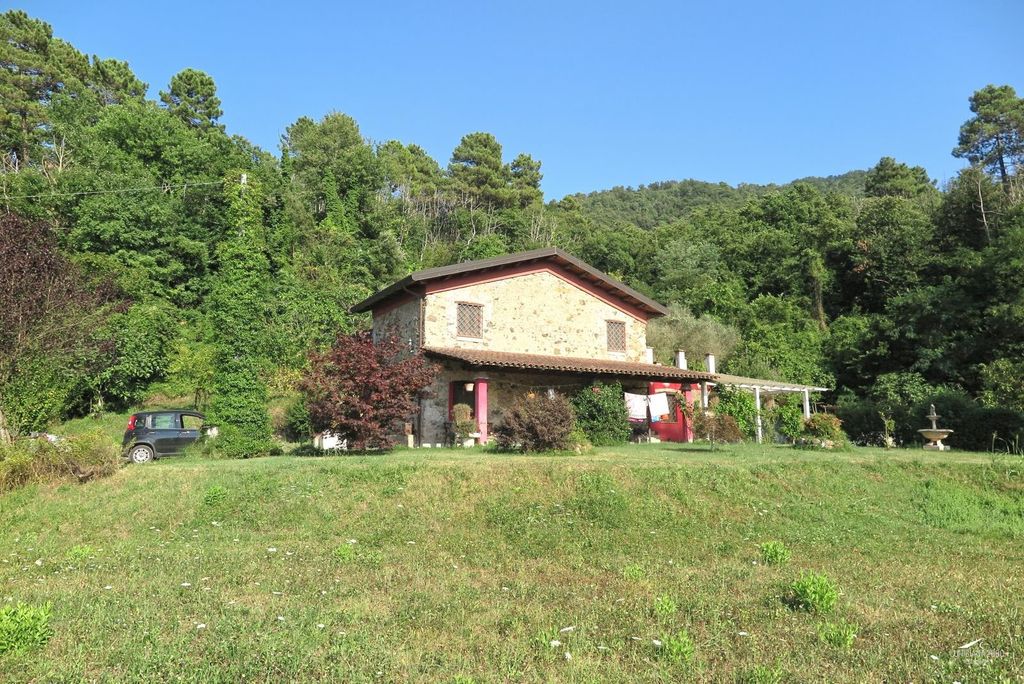 Property photo 2 of 43